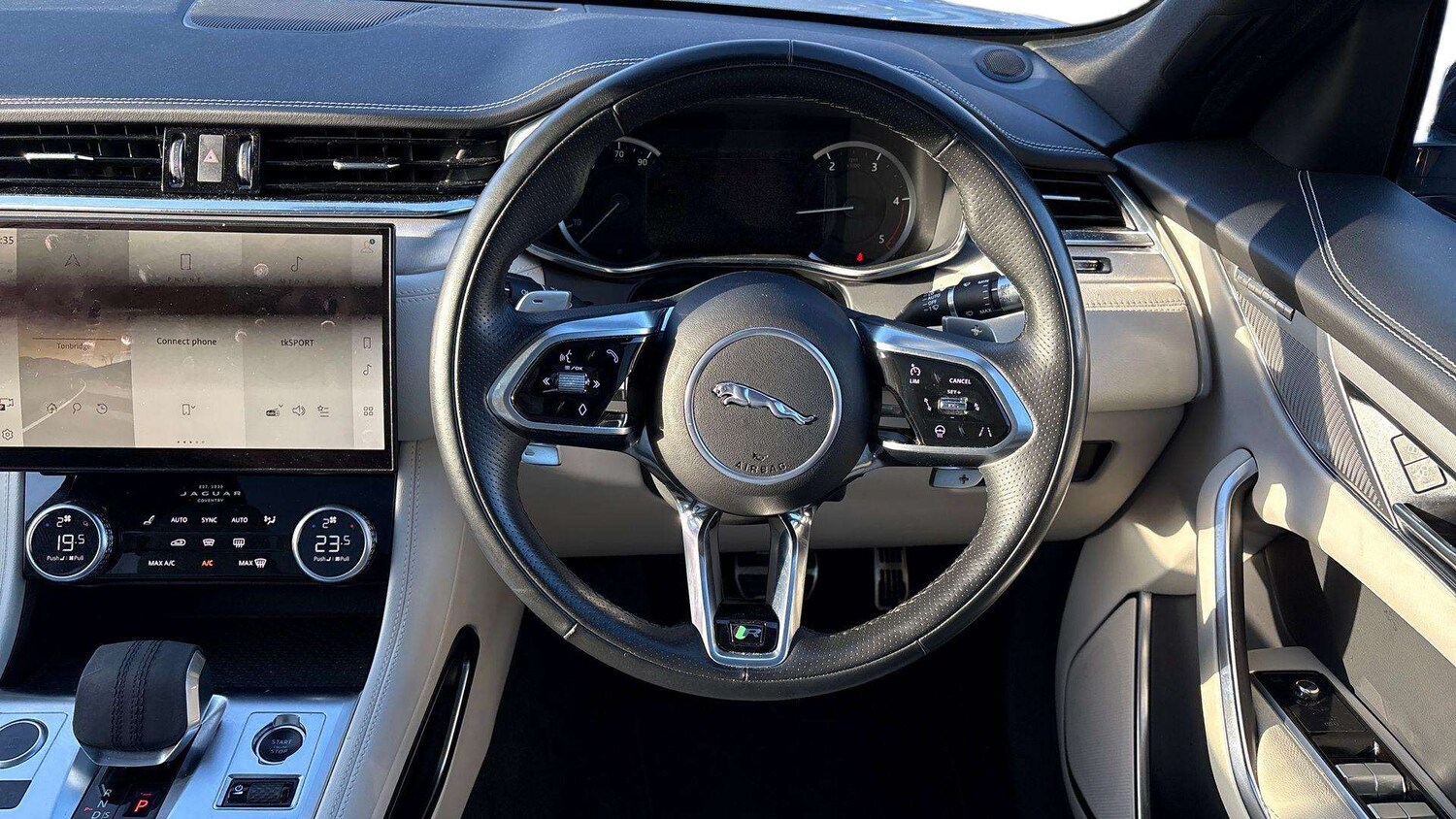 Used Jaguar F-Pace 2022 for sale - 77500288: Photo 15