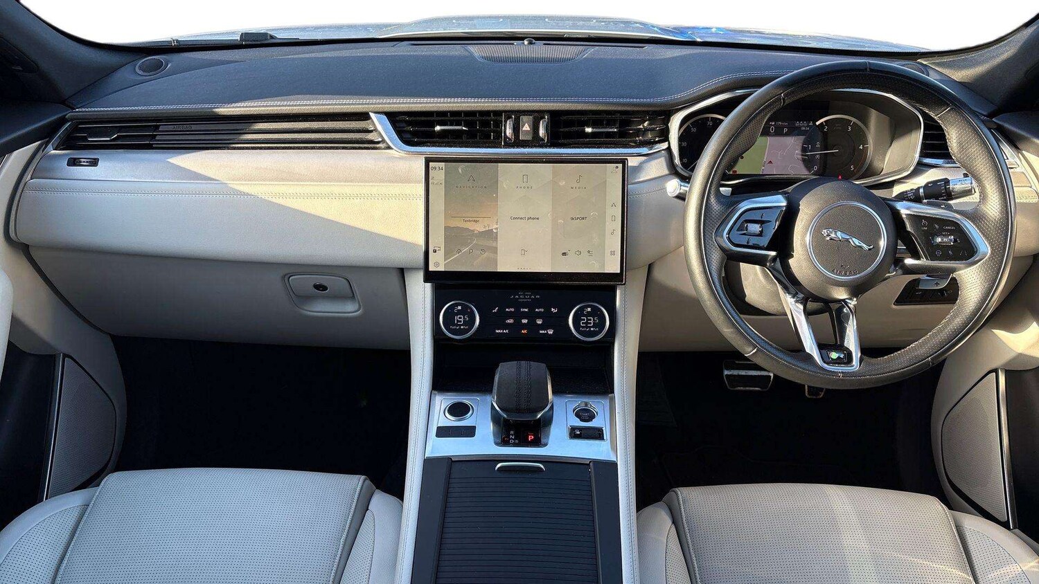 Used Jaguar F-Pace 2022 for sale - 77500288: Photo 9