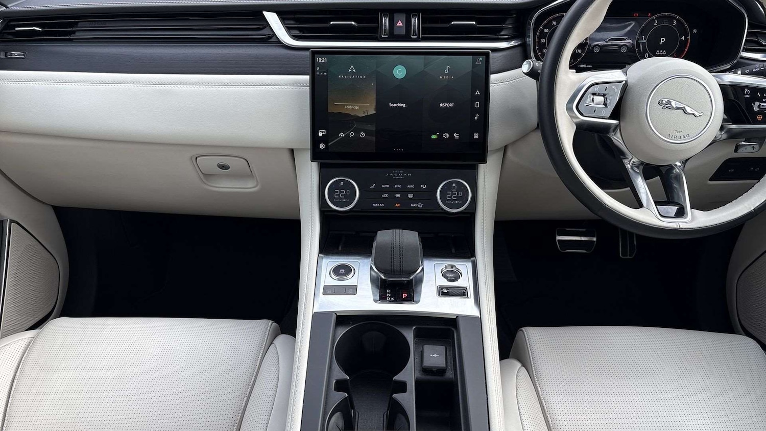 Used Jaguar F-Pace 2023 for sale - 77635053: Photo 14