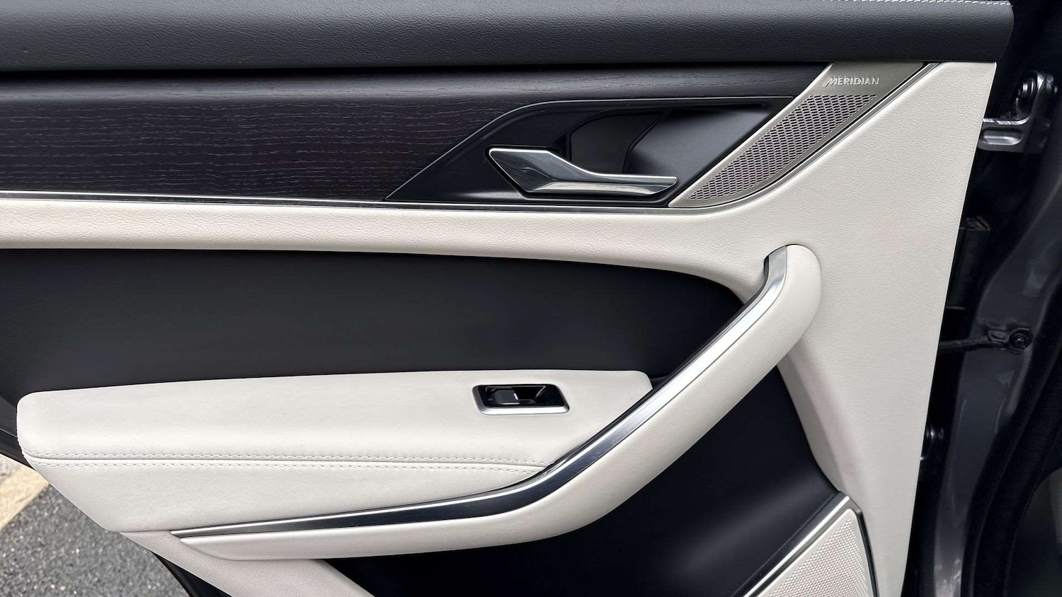 Used Jaguar F-Pace 2023 for sale - 77635053: Photo 28