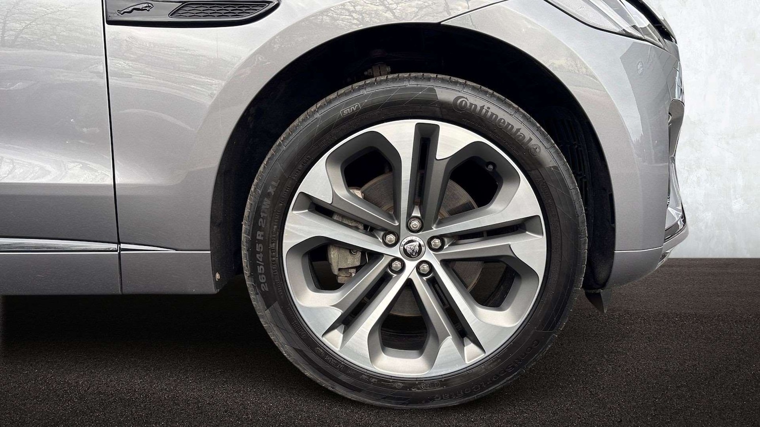 Used Jaguar F-Pace 2023 for sale - 77635053: Photo 8