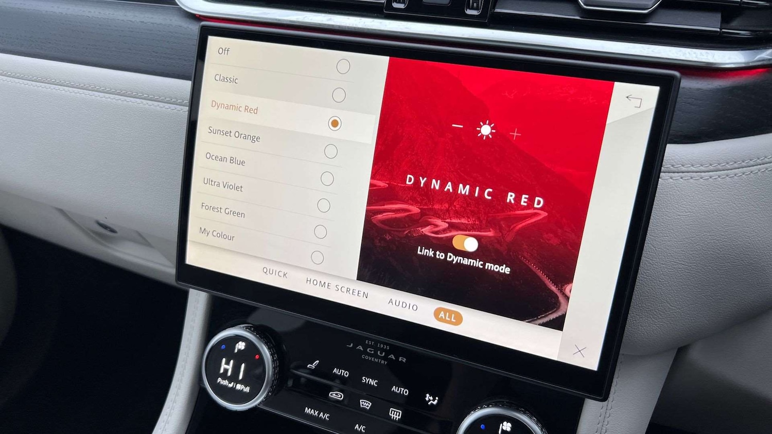 Used Jaguar F-Pace 2023 for sale - 76460284: Photo 31