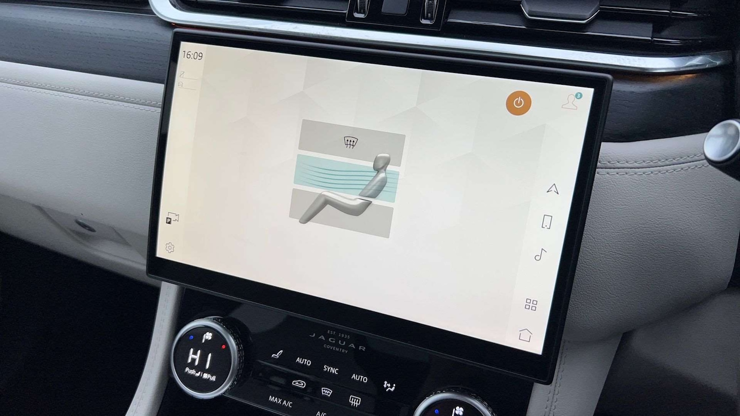 Used Jaguar F-Pace 2023 for sale - 76460284: Photo 34