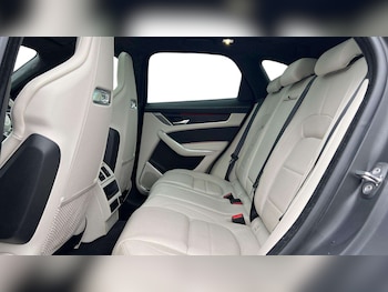 Used Jaguar F-Pace 2023 for sale - 76460284: Photo