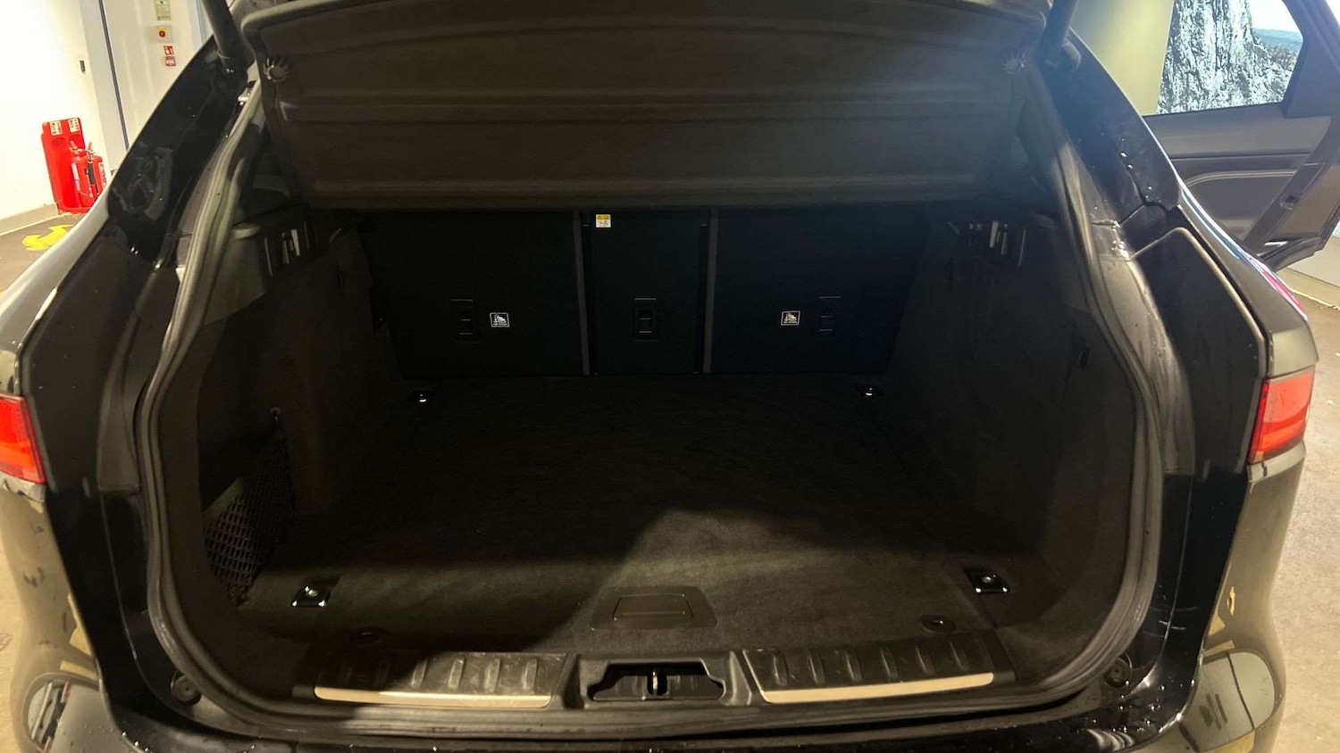 Used Jaguar F-Pace 2020 for sale - 76774283: Photo 10