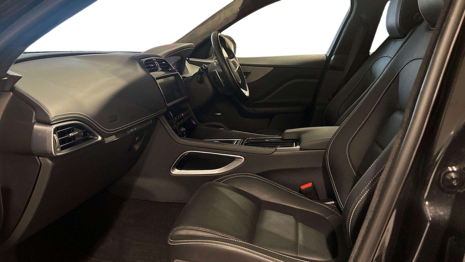 Used Jaguar F-Pace 2020 for sale - 76774283: Photo 3