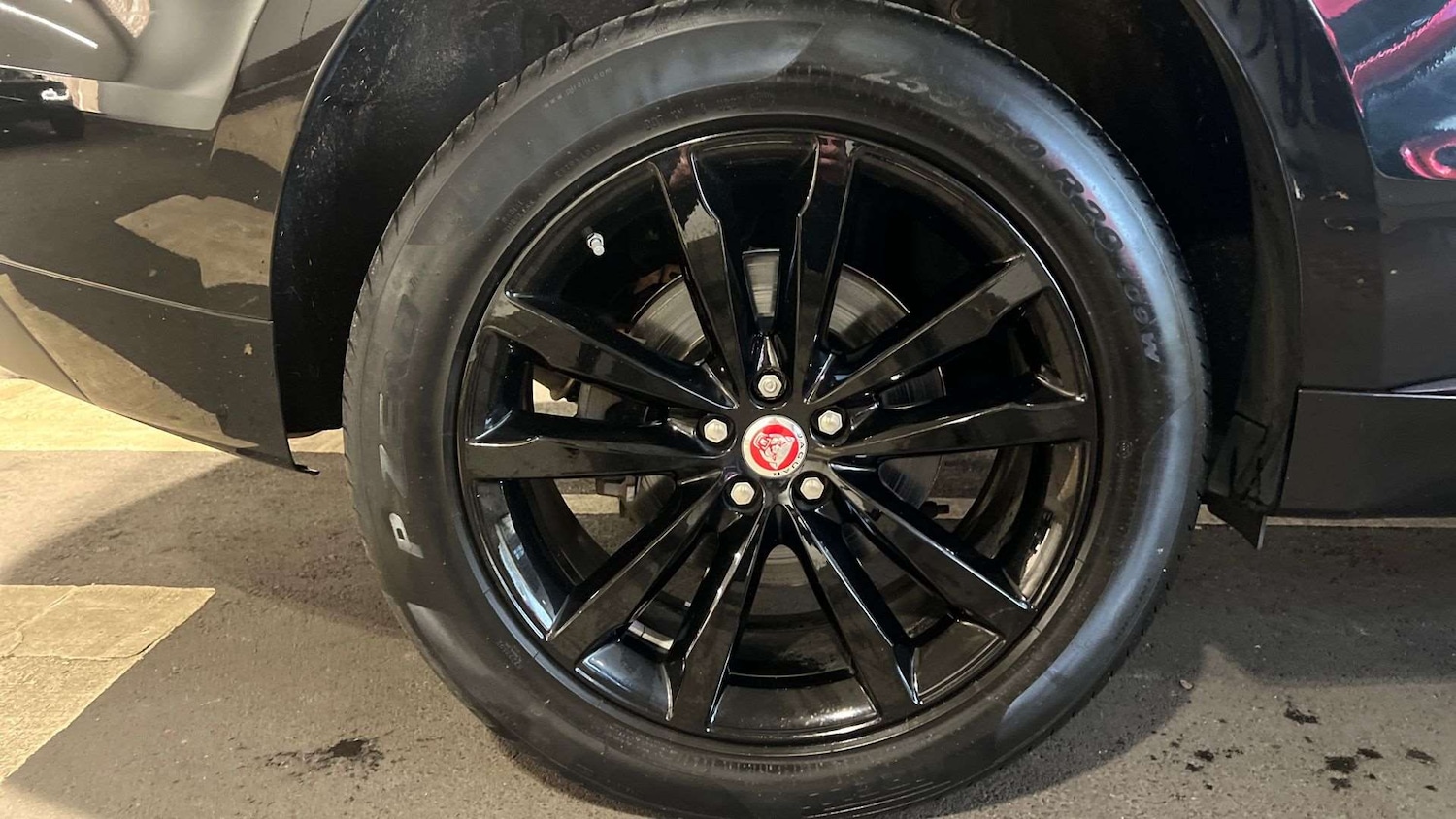 Used Jaguar F-Pace 2020 for sale - 76774283: Photo 30