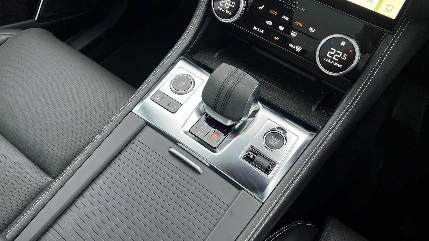 Used Jaguar F-Pace 2024 for sale - 76460441: Photo 13