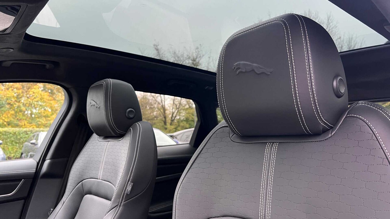 Used Jaguar F-Pace 2024 for sale - 76460441: Photo 22