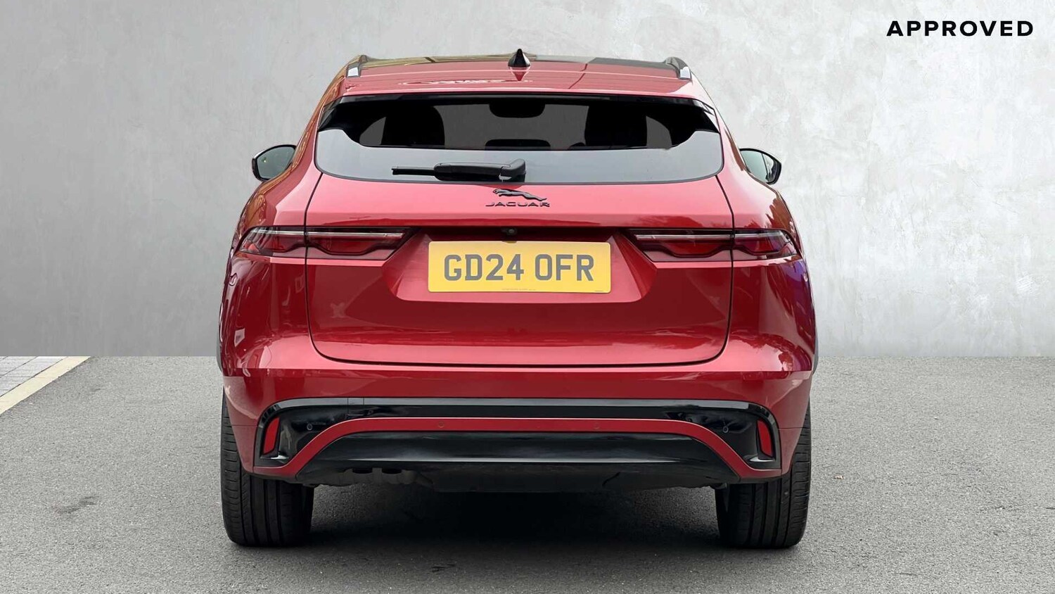 Used Jaguar F-Pace 2024 for sale - 76460441: Photo 6
