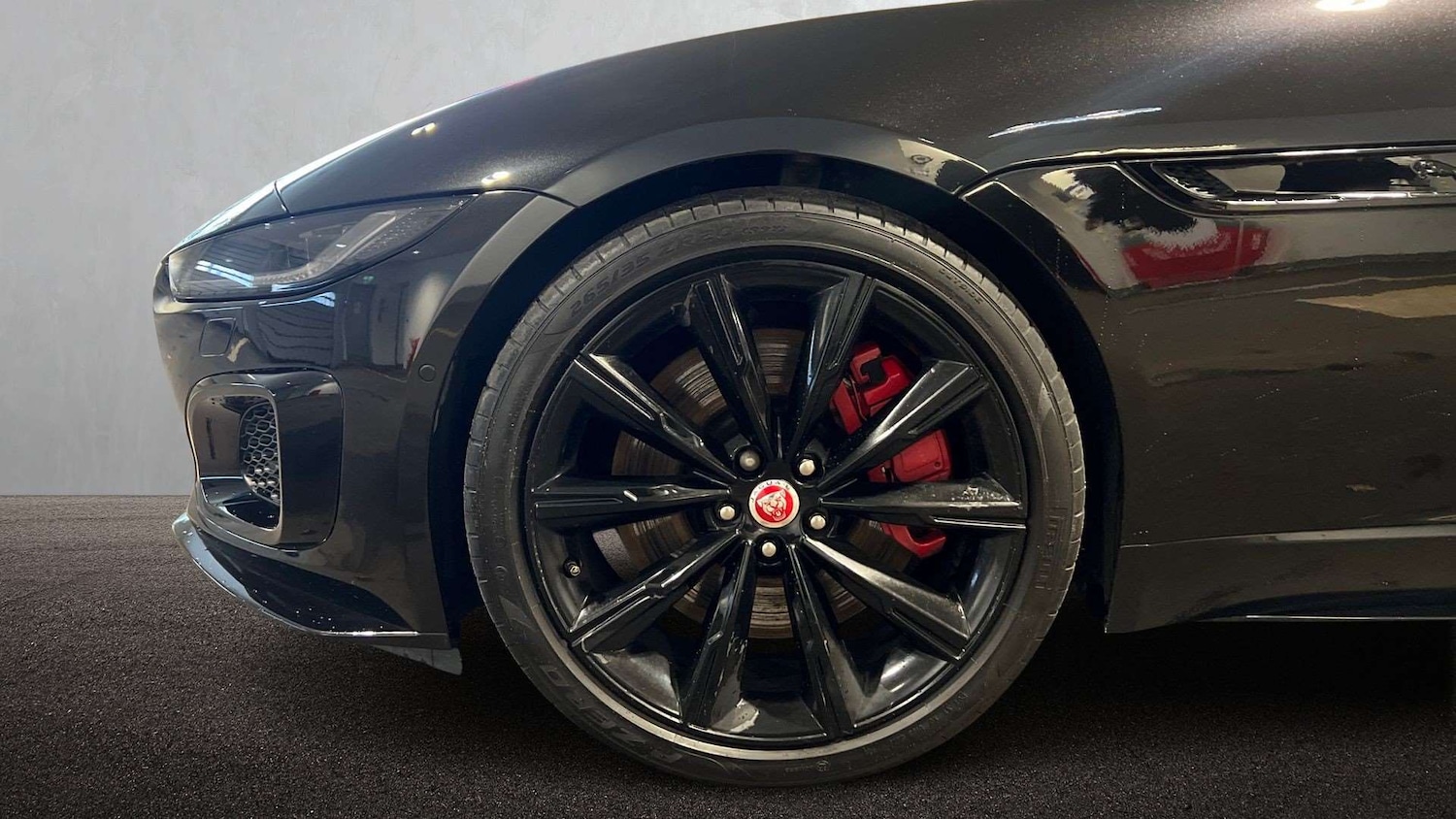 Used Jaguar F-Type 2022 for sale - 76978857: Photo 8