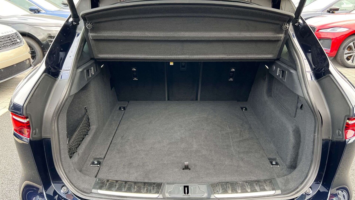 Used Jaguar F-Pace 2023 for sale - 76460326: Photo 10