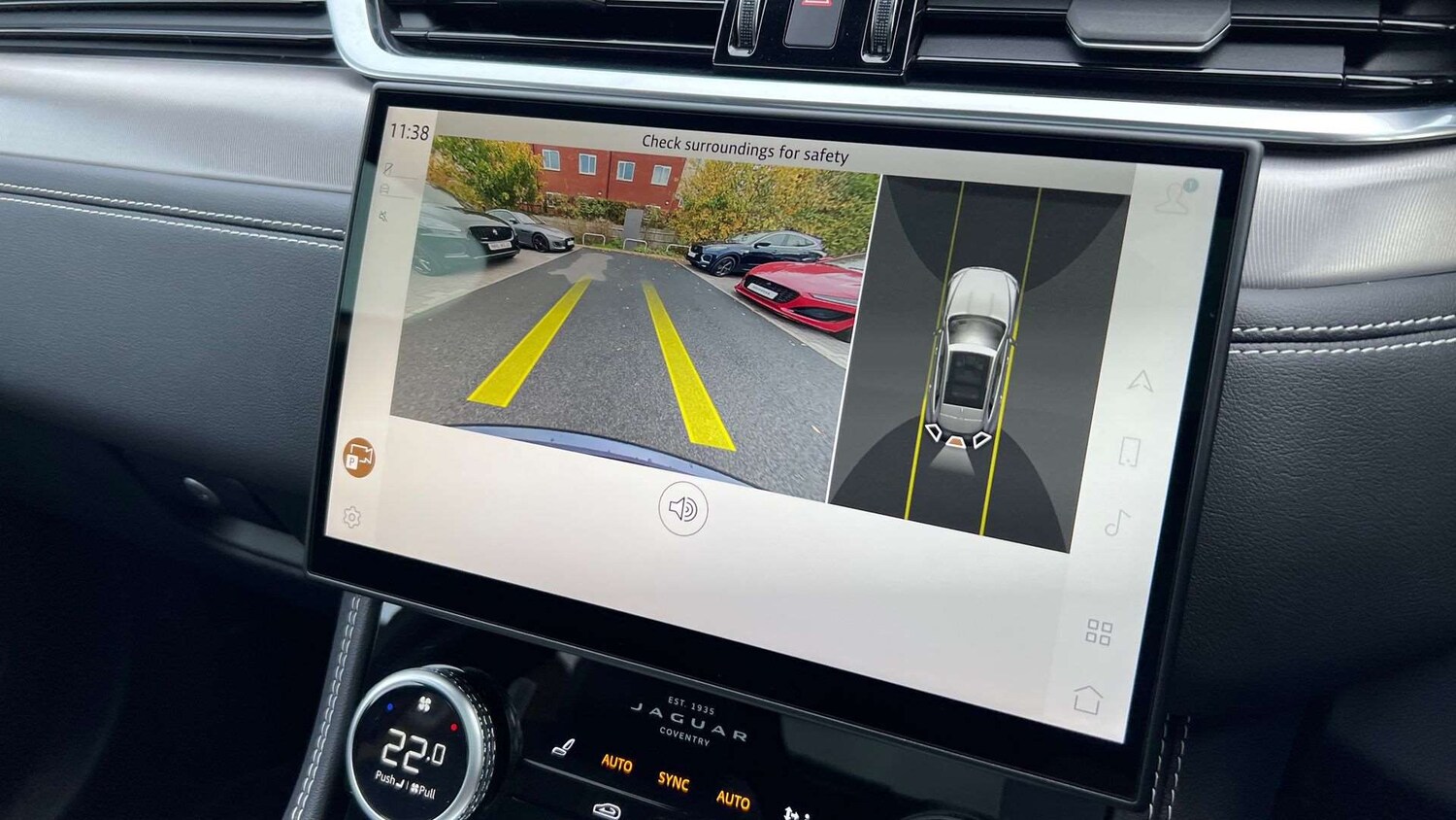 Used Jaguar F-Pace 2023 for sale - 76460326: Photo 12