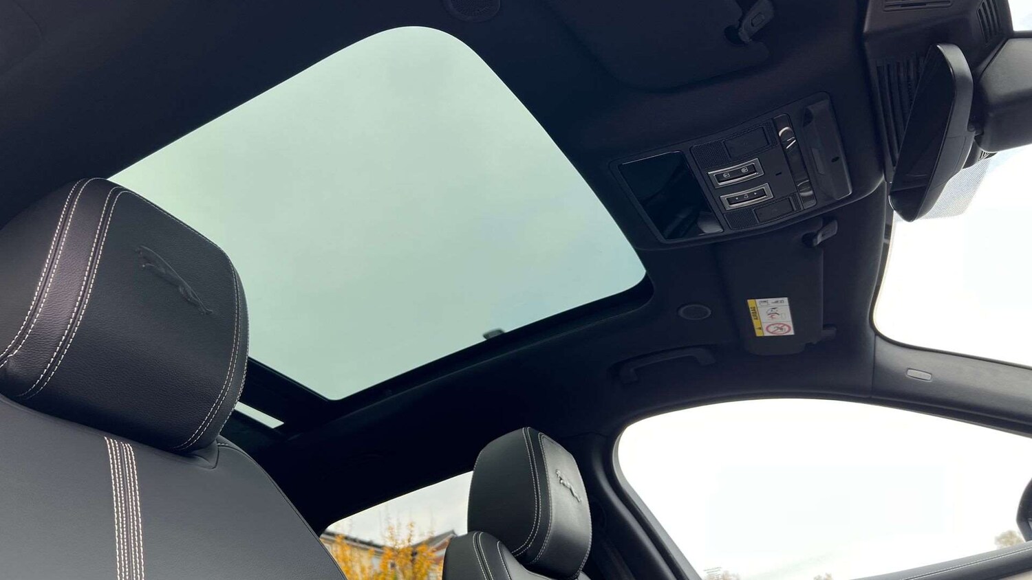 Used Jaguar F-Pace 2023 for sale - 76460326: Photo 22