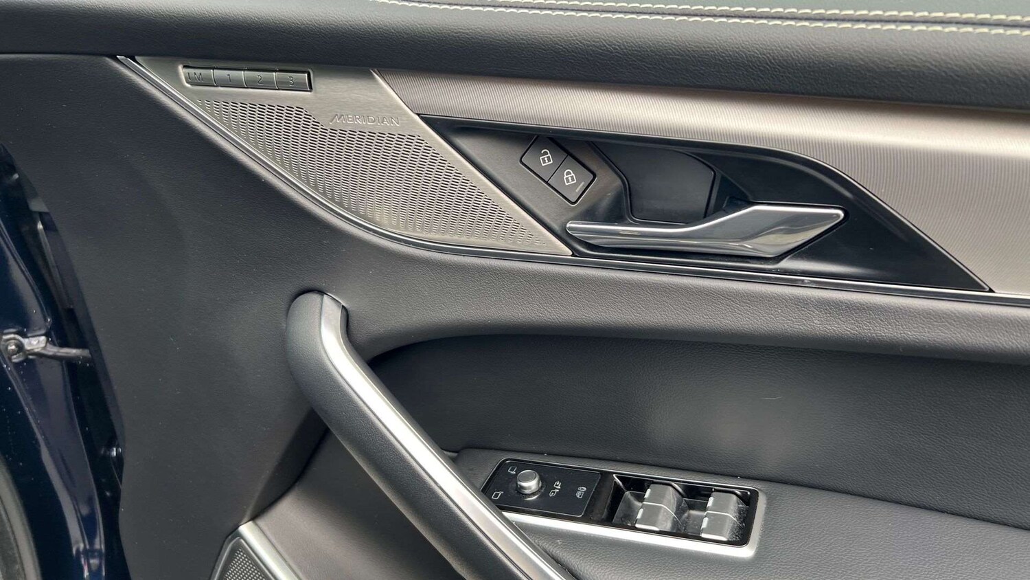 Used Jaguar F-Pace 2023 for sale - 76460326: Photo 28