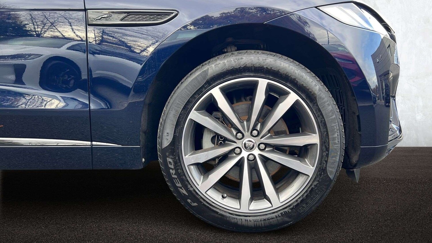 Used Jaguar F-Pace 2023 for sale - 76460326: Photo 8