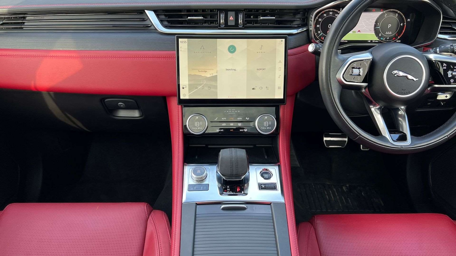 Used Jaguar F-Pace 2024 for sale - 76564506: Photo 14