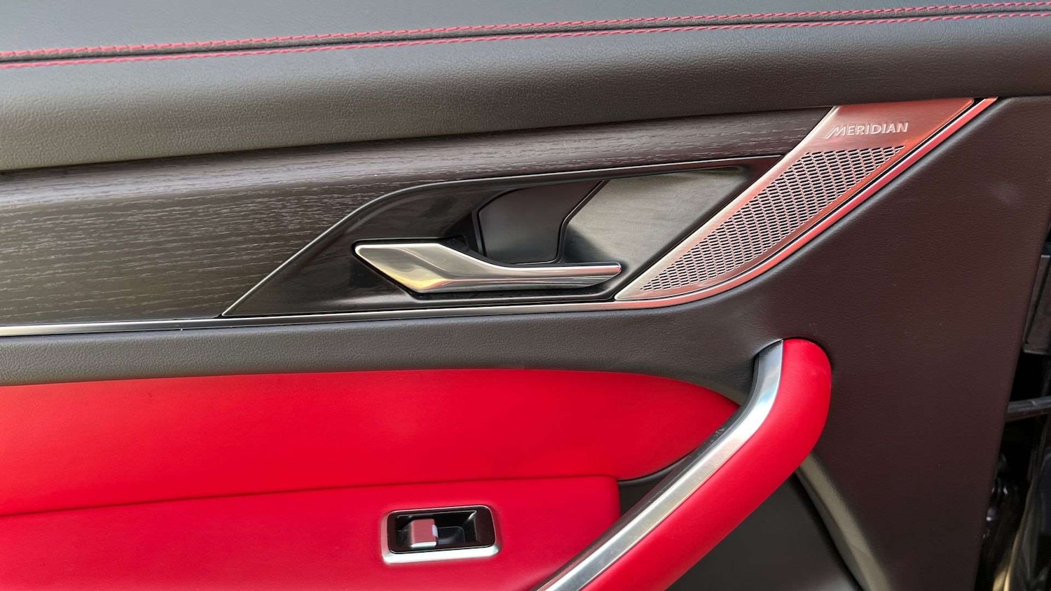 Used Jaguar F-Pace 2024 for sale - 76564506: Photo 25