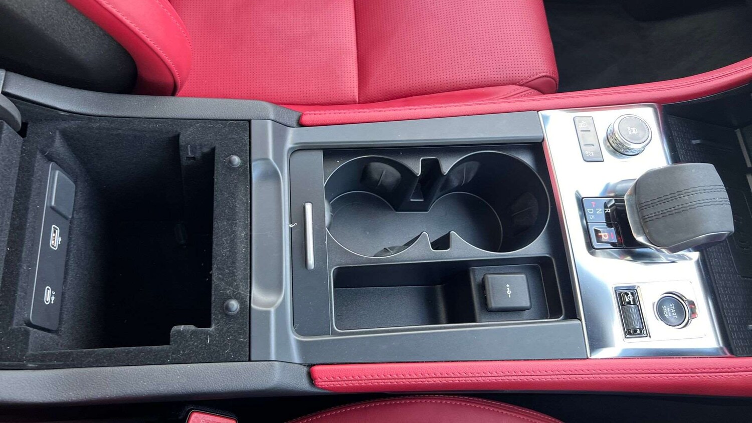 Used Jaguar F-Pace 2024 for sale - 76564506: Photo 30