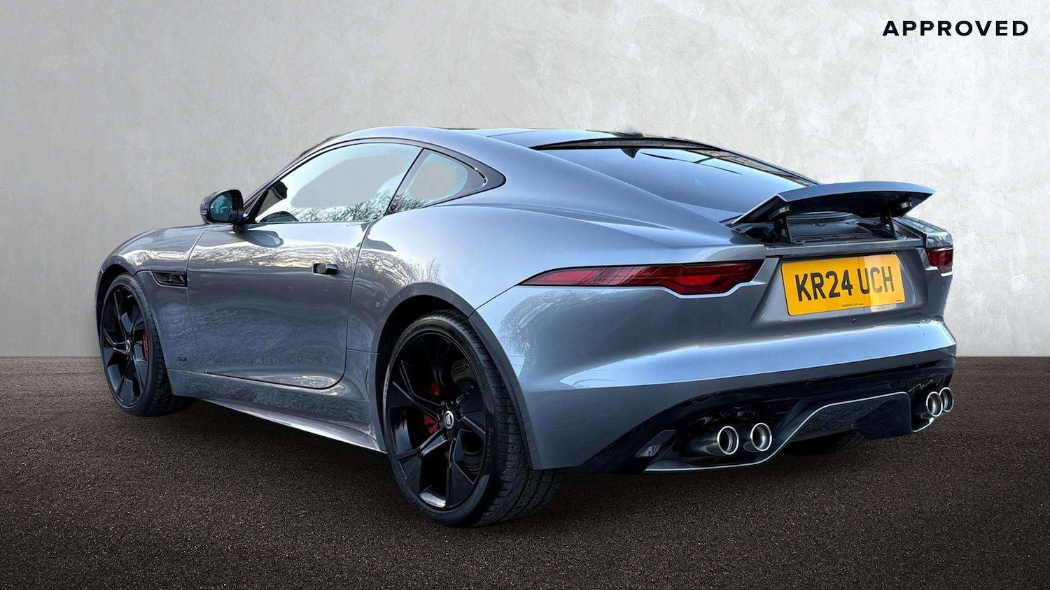 Used Jaguar F-Type 2024 for sale - 77333984: Photo 2