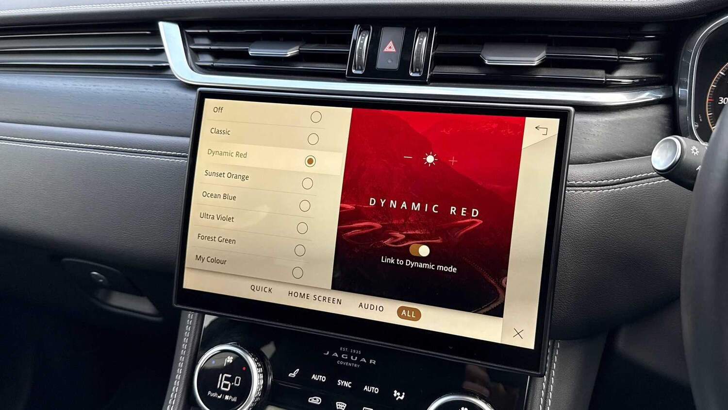 Used Jaguar F-Pace 2023 for sale - 76460357: Photo 33