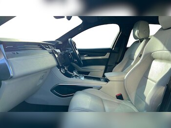 Used Jaguar F-Pace 2022 for sale - 77333786: Photo