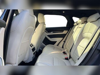 Used Jaguar F-Pace 2022 for sale - 77333786: Photo