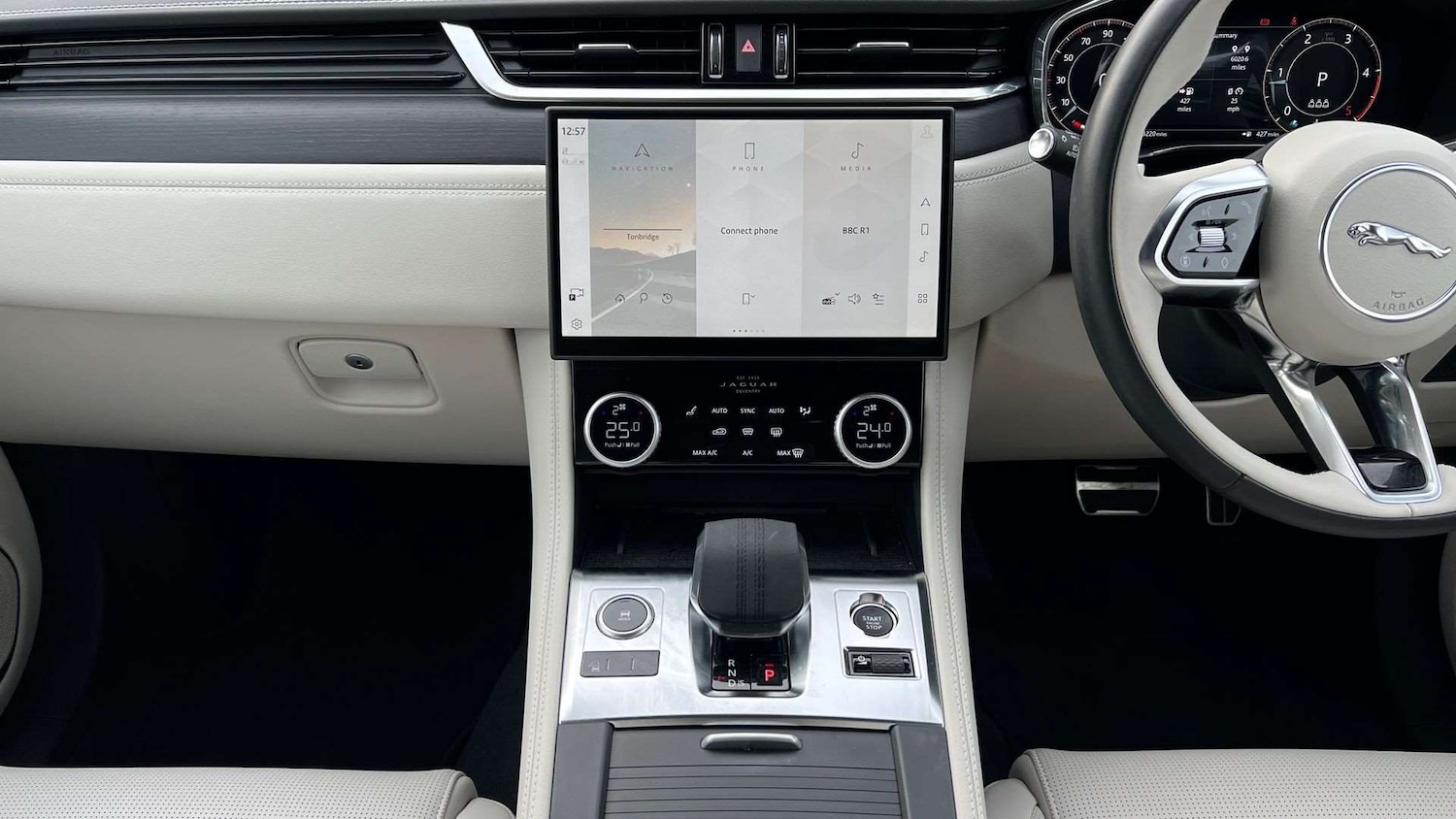 Used Jaguar F-Pace 2024 for sale - 76459942: Photo 14