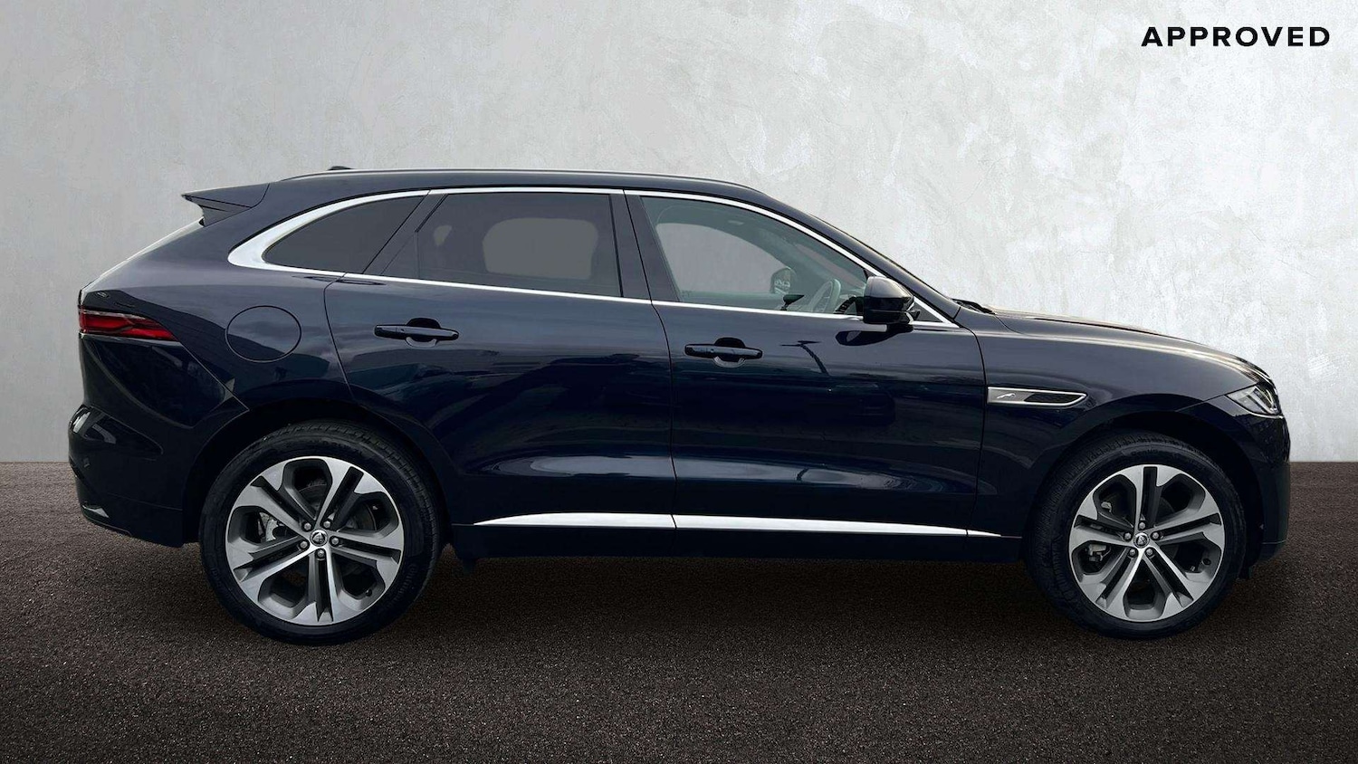 Used Jaguar F-Pace 2024 for sale - 76459942: Photo 5