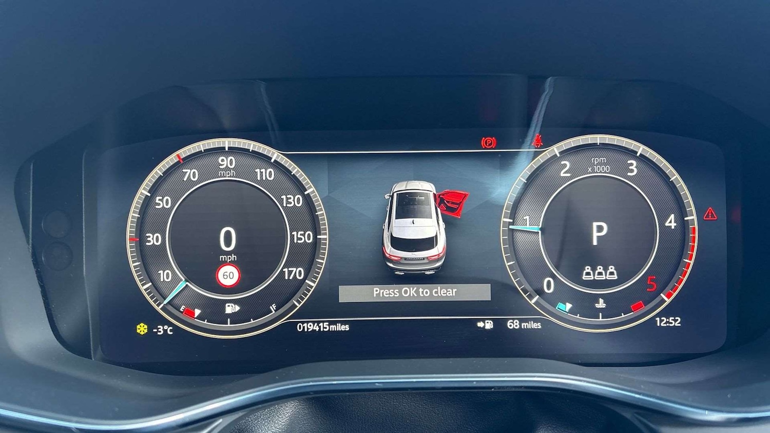 Used Jaguar F-Pace 2023 for sale - 77093383: Photo 16