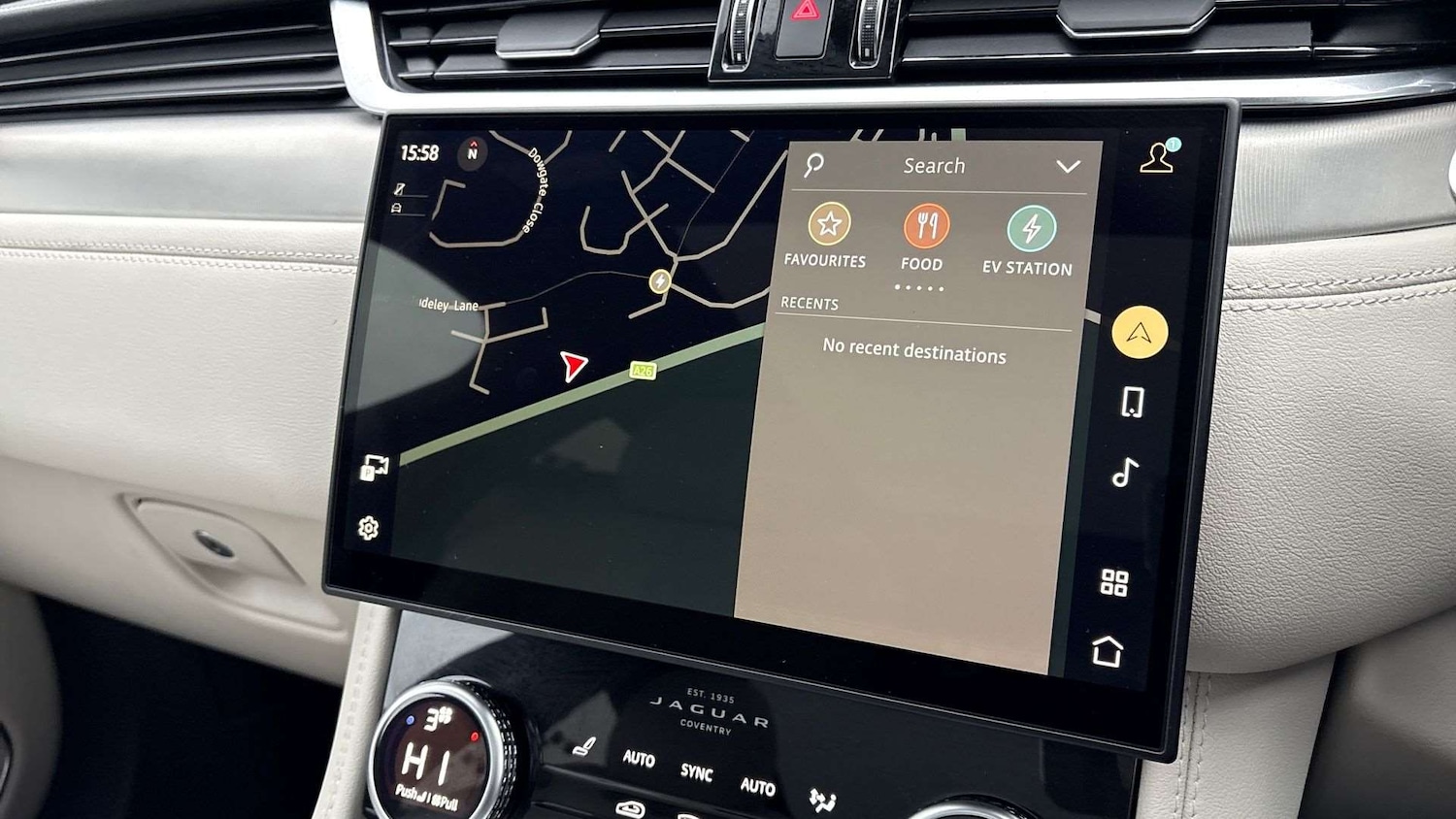 Used Jaguar F-Pace 2024 for sale - 77842292: Photo 11