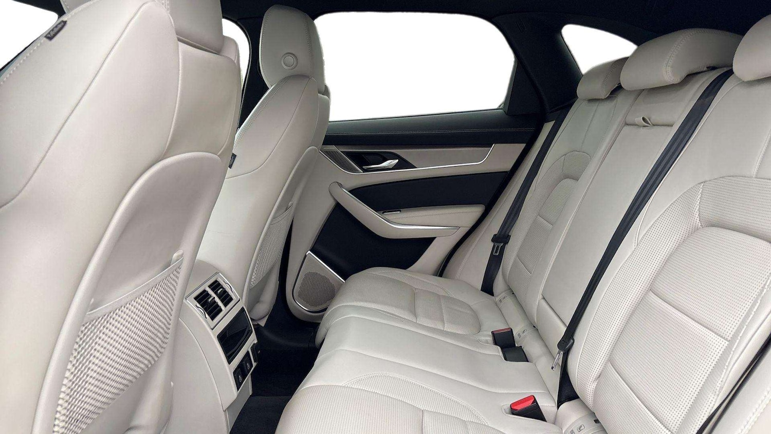 Used Jaguar F-Pace 2024 for sale - 77842292: Photo 4