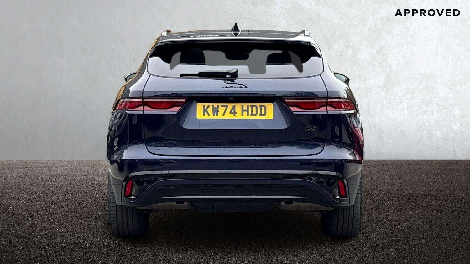 Used Jaguar F-Pace 2024 for sale - 77842292: Photo 6