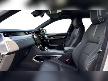 Used Jaguar F-Pace 2023 for sale - 76460543: Photo