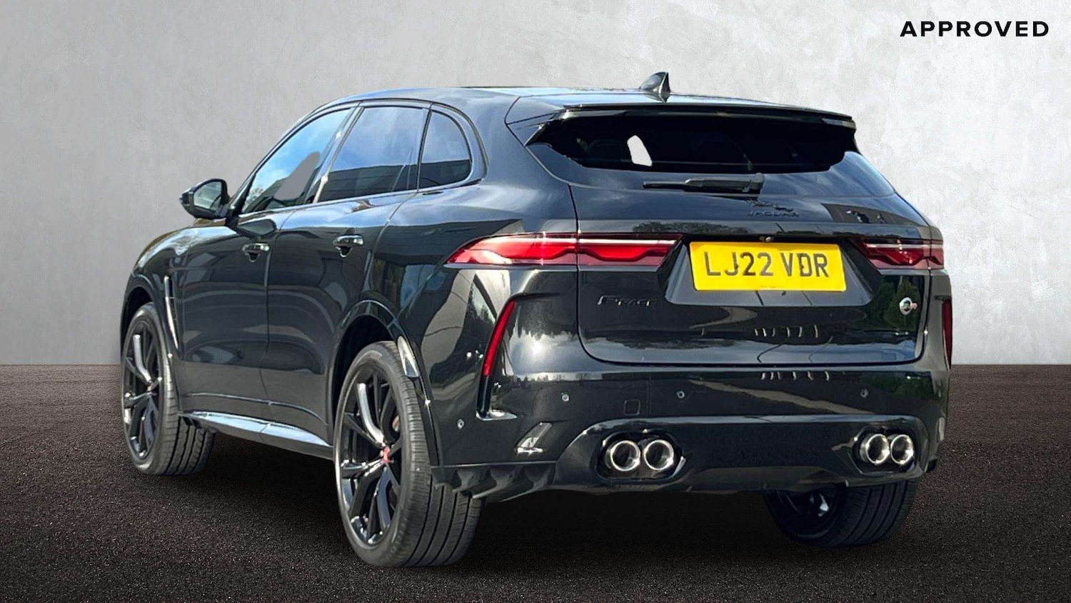Used Jaguar F-Pace 2022 for sale - 76460613: Photo 2