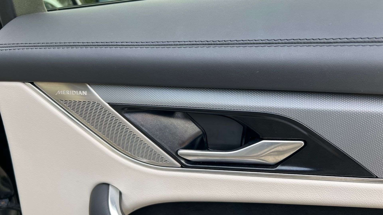 Used Jaguar F-Pace 2022 for sale - 76460613: Photo 24