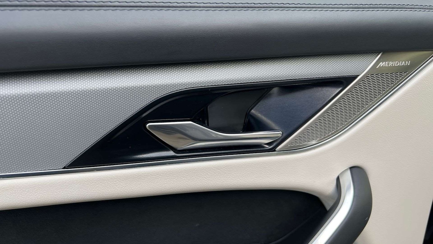 Used Jaguar F-Pace 2022 for sale - 76460613: Photo 26