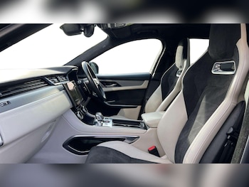 Used Jaguar F-Pace 2022 for sale - 76460613: Photo