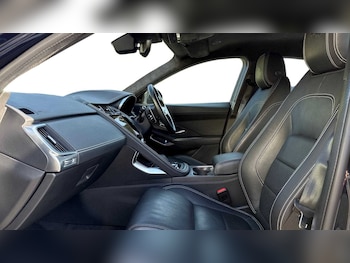 Used Jaguar E-Pace 2021 for sale - 76459872: Photo