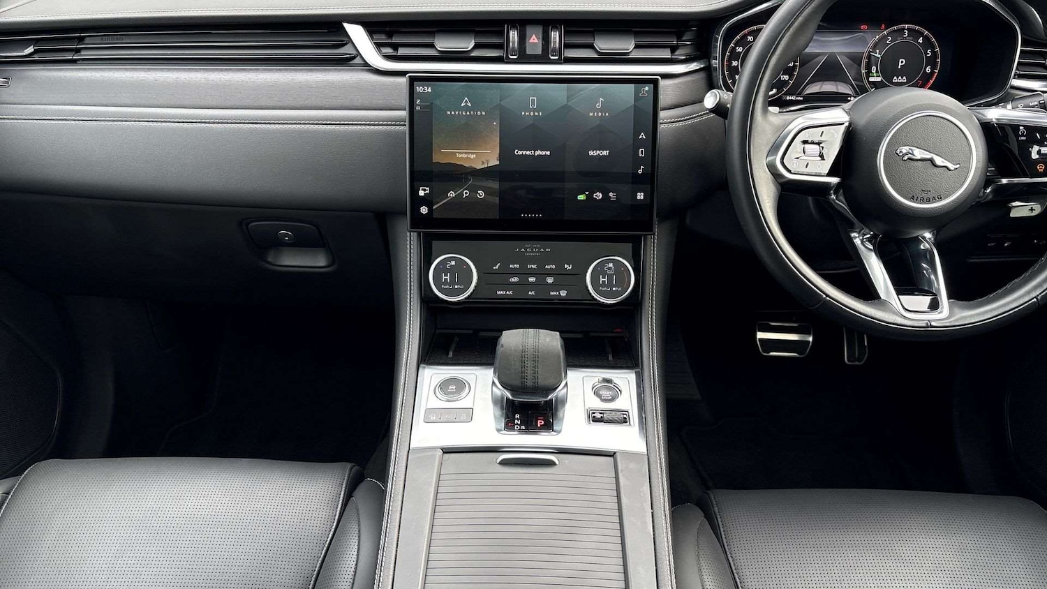 Used Jaguar F-Pace 2024 for sale - 77615563: Photo 14