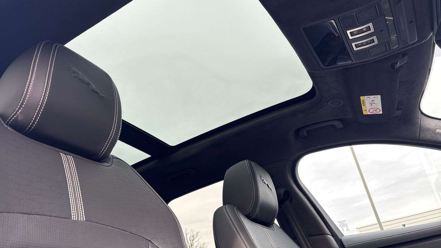 Used Jaguar F-Pace 2024 for sale - 77615563: Photo 22