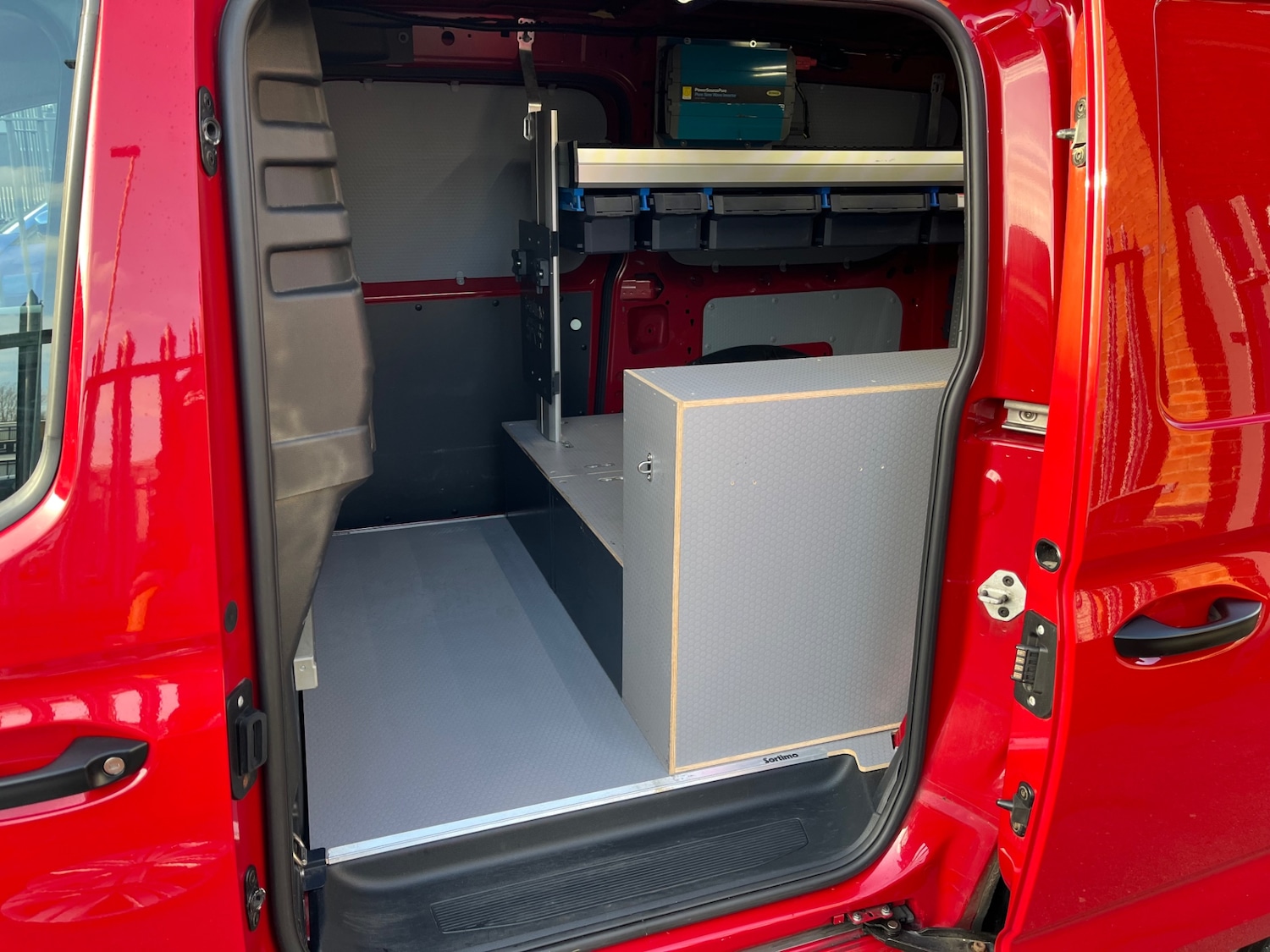 Vehicle 33