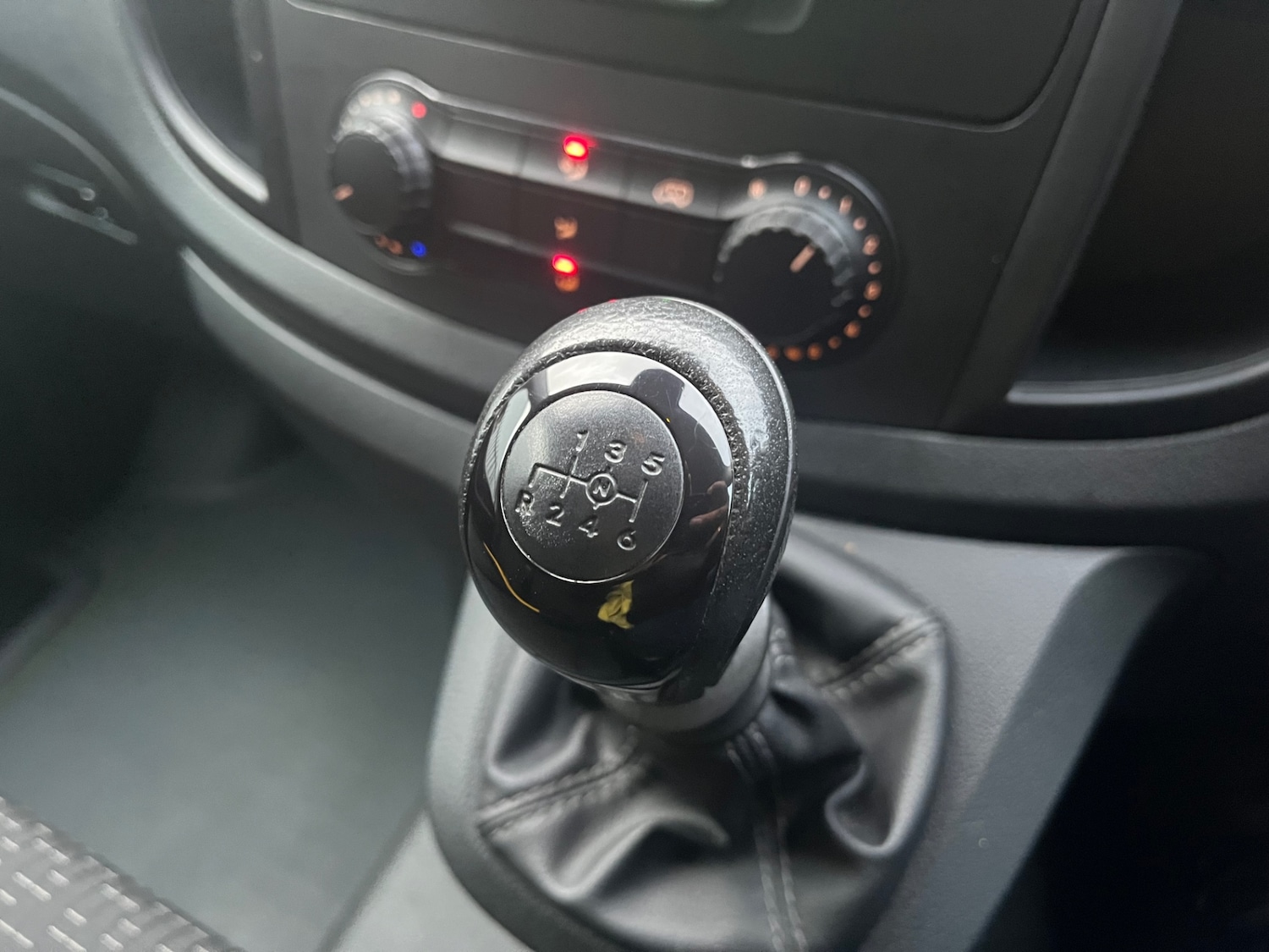 Used Mercedes-Benz Vito 2022 for sale - 76918223: Photo 17