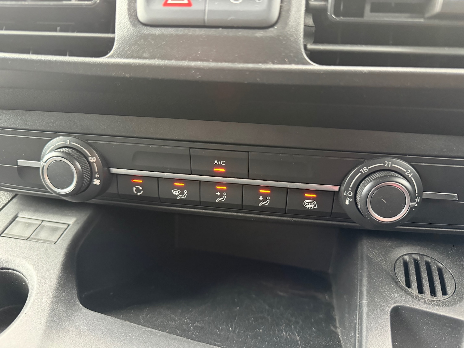 Used Peugeot Partner 2021 for sale - 77846632: Photo 15