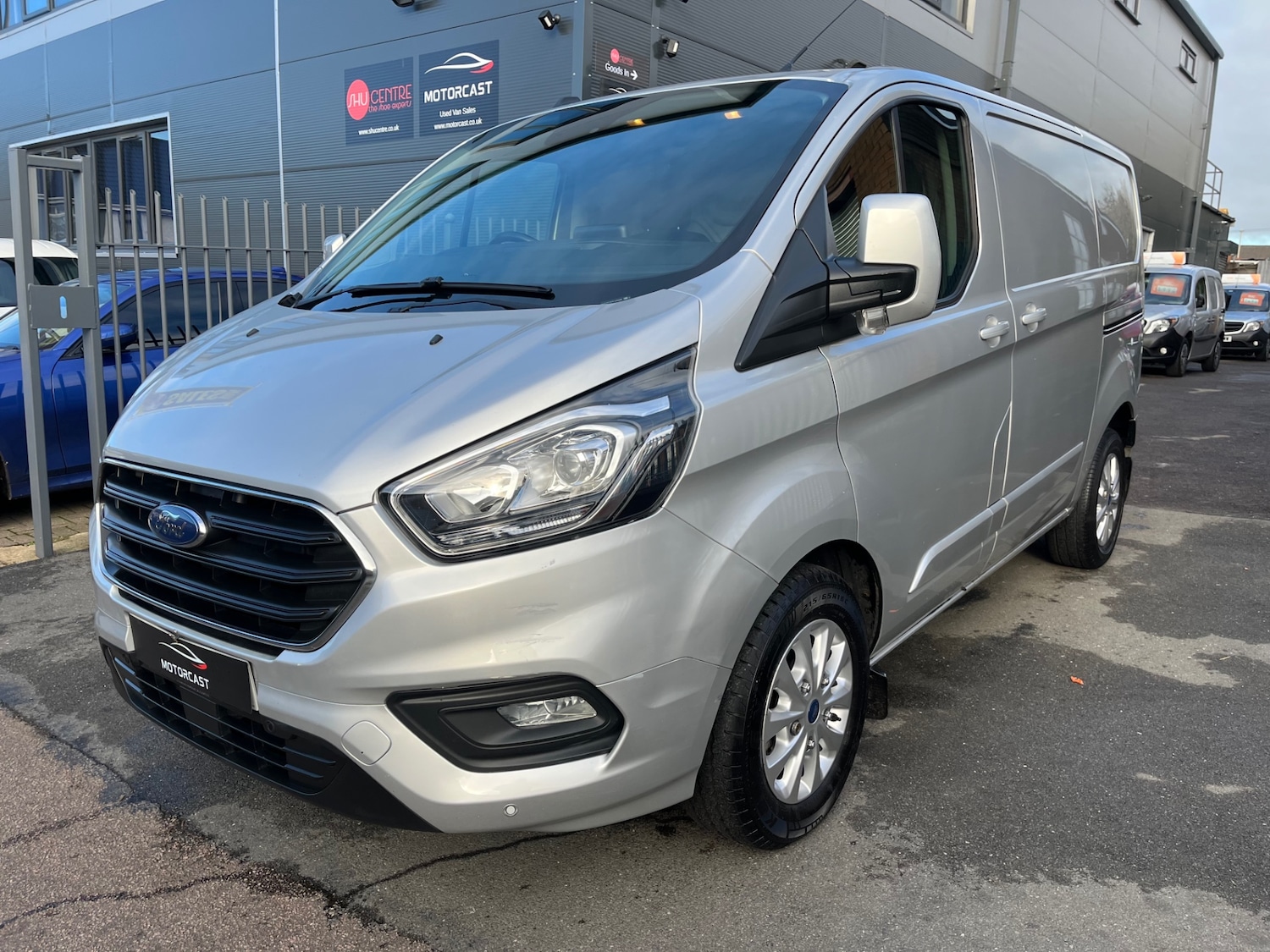 Used Ford Transit Custom 2020 for sale - 76693493: Photo 2