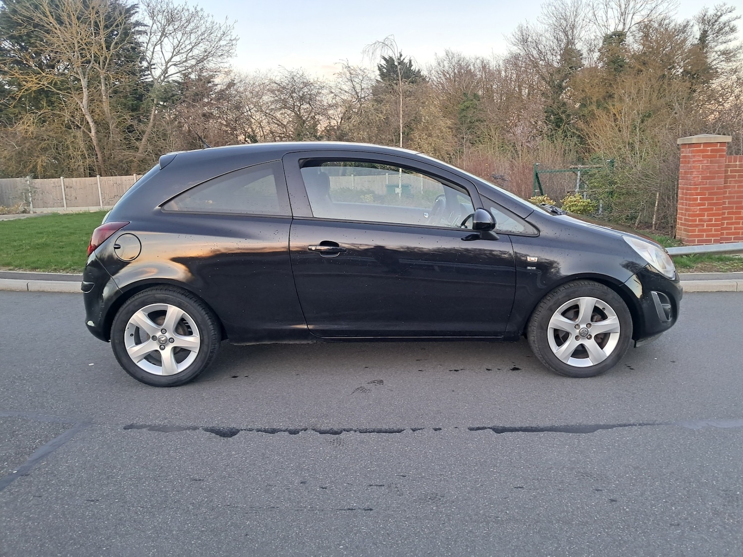 Used Vauxhall Corsa 2011 for sale - 78025075: Photo 5