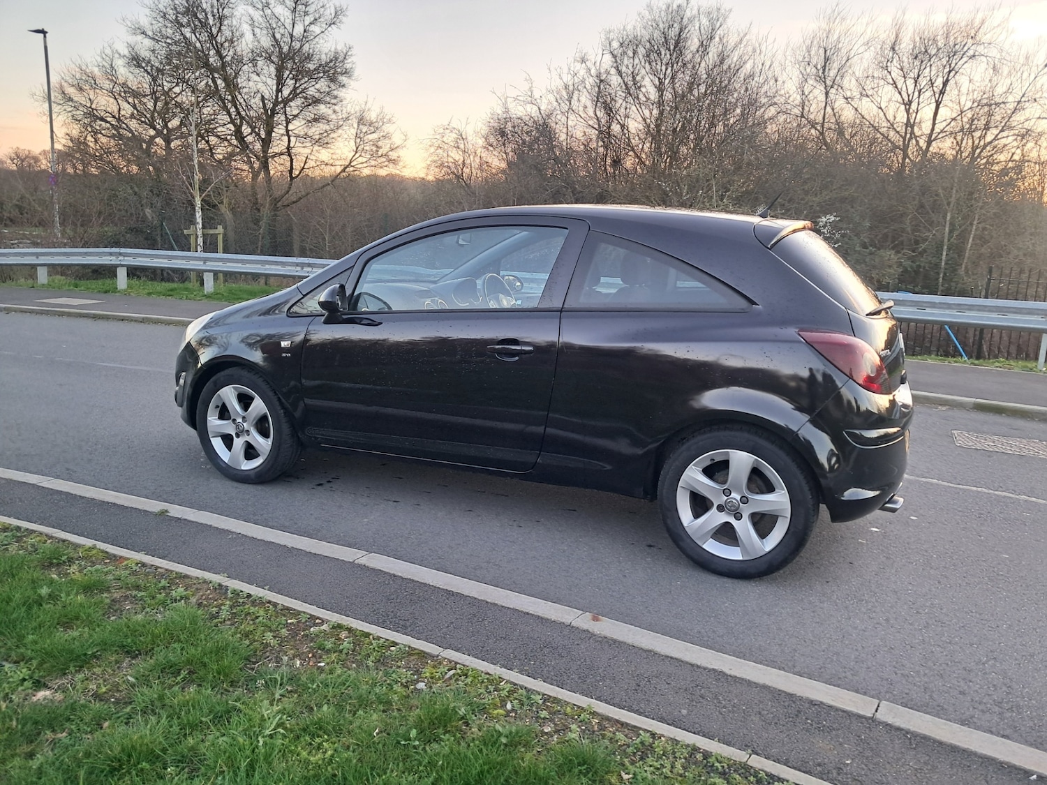 Used Vauxhall Corsa 2011 for sale - 78025075: Photo 8