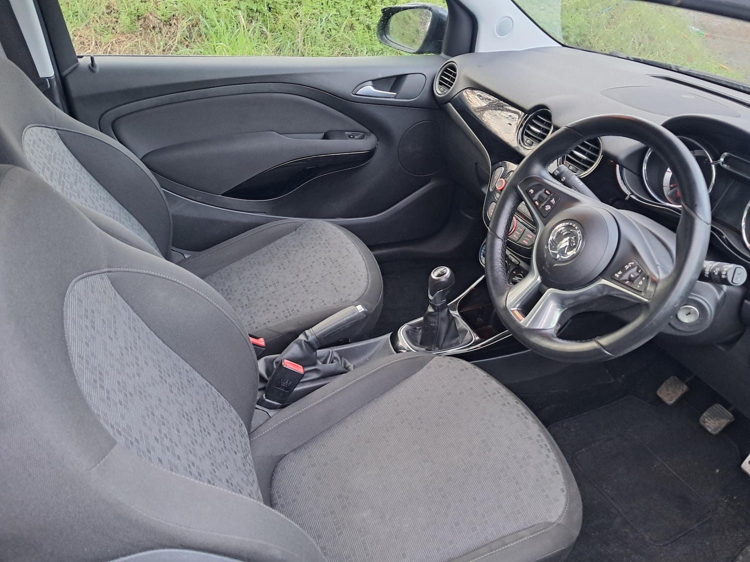 Used Vauxhall ADAM 2015 for sale - 78018601: Photo 10