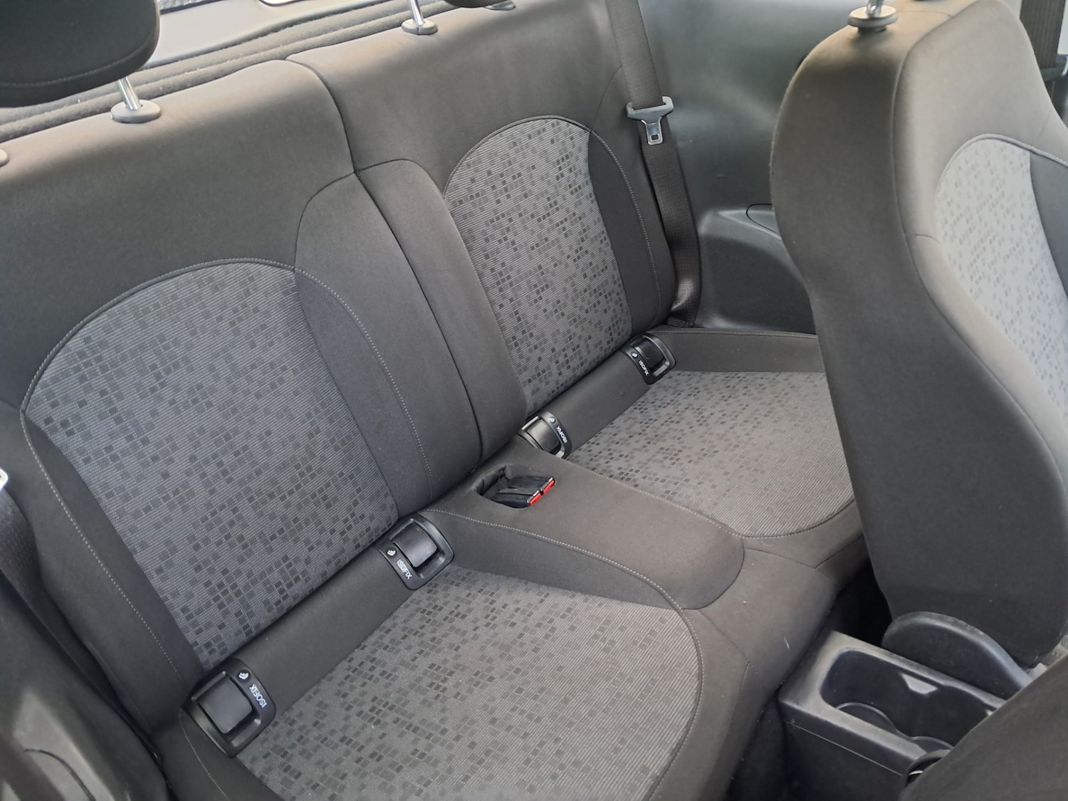 Used Vauxhall ADAM 2015 for sale - 78018601: Photo 11