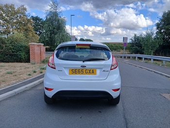 Used Ford Fiesta 2015 for sale - 79589178: Photo